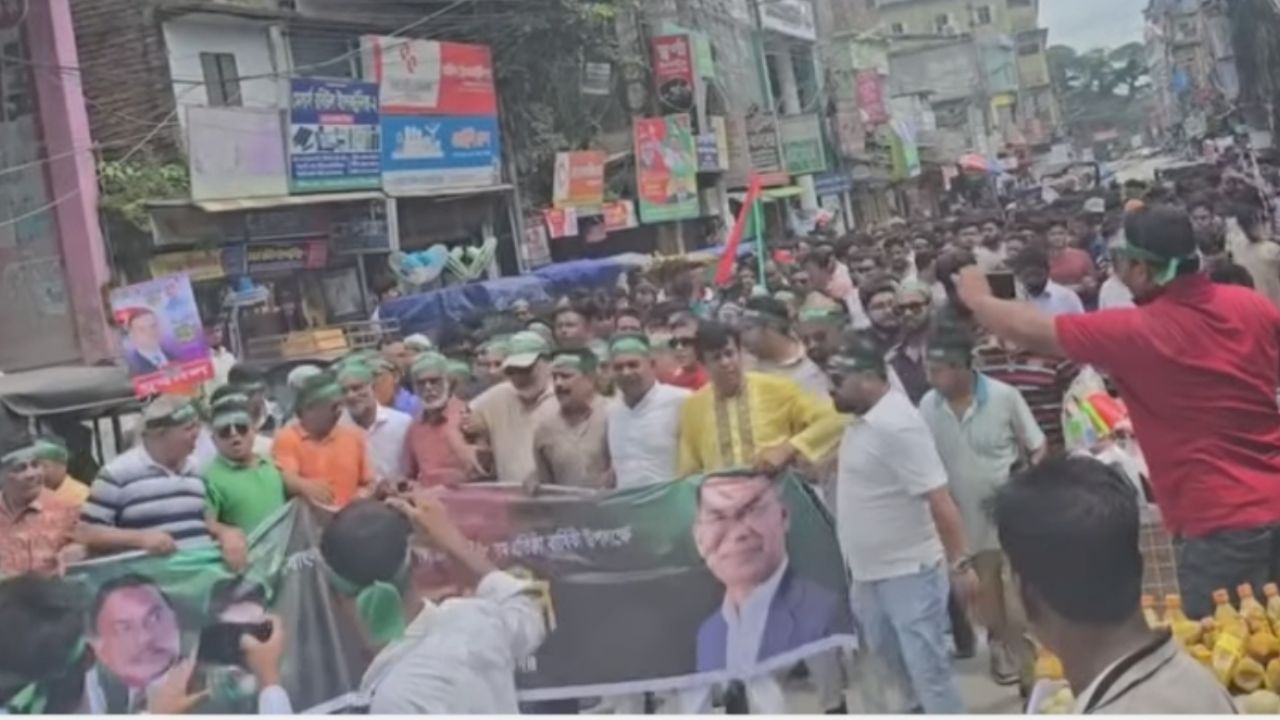 কিশোরগঞ্জে বিএনপির ৪৮তম প্রতিষ্ঠাবার্ষিকীতে জনসমুদ্র: বর্ণাঢ্য শোভাযাত্রা, আলোচনা সভা ও দোয়া মাহফিলের মধ্য দিয়ে উদযাপিত।