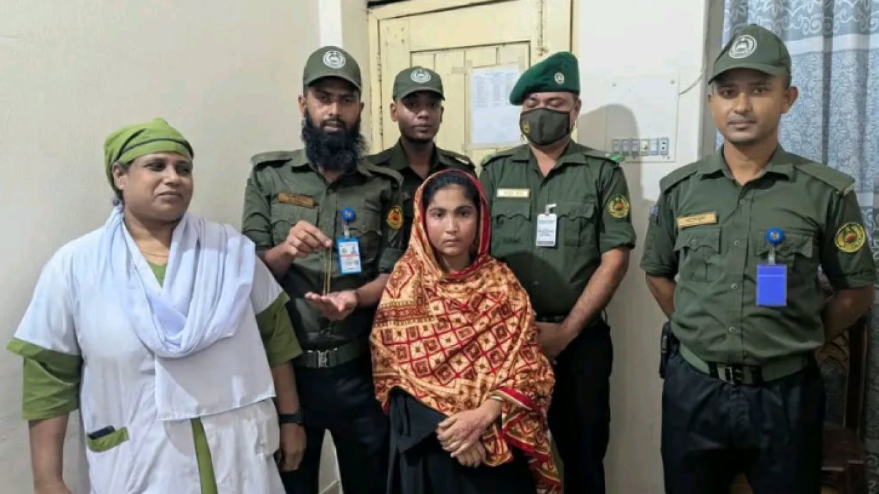 বন্দরে স্বাস্থ্য কমপ্লেক্সে রোগীর স্বর্ণের চেইন ছিনতাই, নারী আটক
