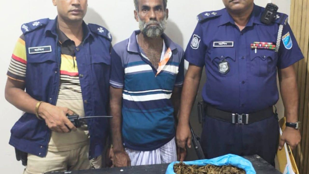 ফতুল্লায় ৮০ পিস ইয়াবা ও ১.২ কেজি গাঁজাসহ একাধিক মামলার আসামি গ্রেফতার